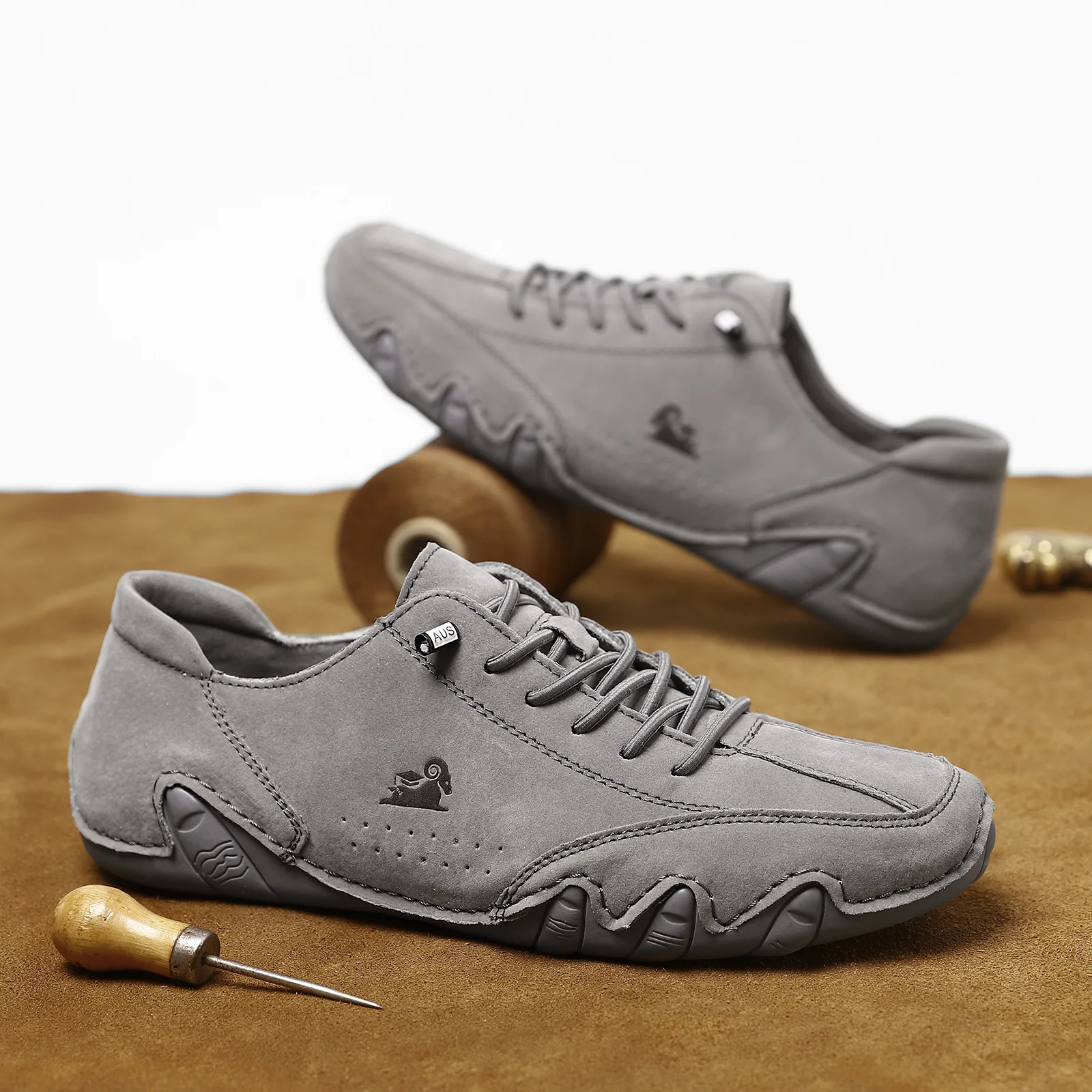 รองเท้าลำลองผู้ชายสลิปออนแบบเป - Men'S Luxury Formal Wear Brands บทวิจารณ์และราคา